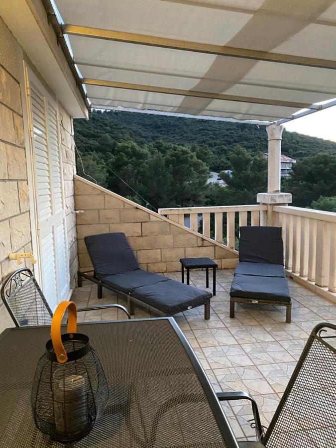 Apartmani Luka Zrnovo Exterior photo